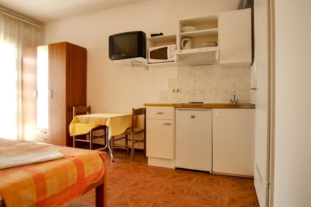 Apartments Babaja Omiš Exteriér fotografie